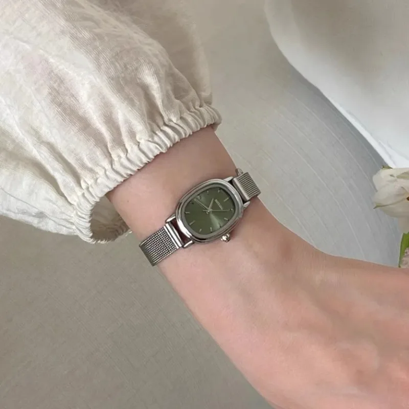 Luxury Watch Deals - Petit cadran ovale montre verte Simple