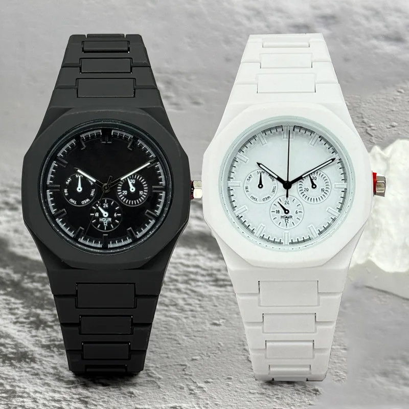 Luxury Watch Market - Montre de marque célèbre à cadran