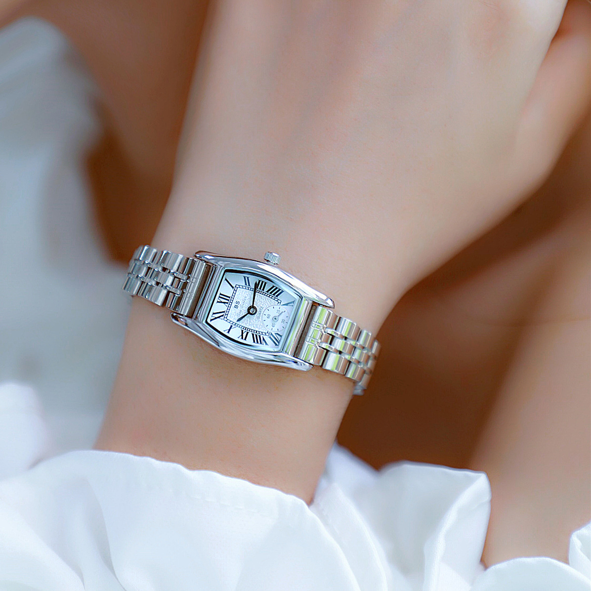 Montre pour femme BS, style ré - Luxury Watch Cartier avis et prix