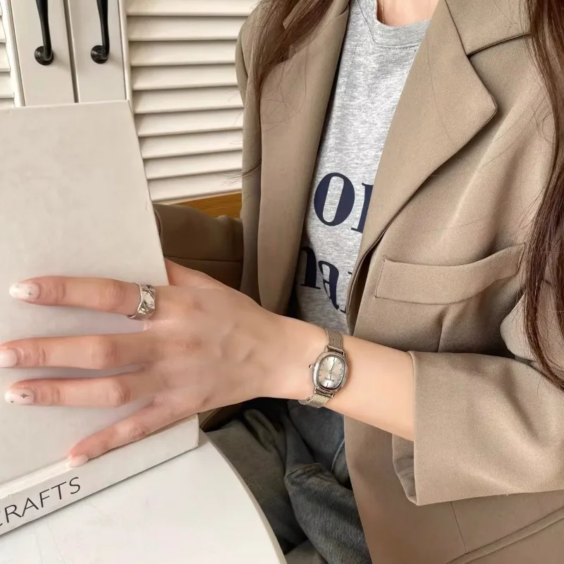 Petit cadran ovale montre vert - Luxury Watch Deals avis et prix